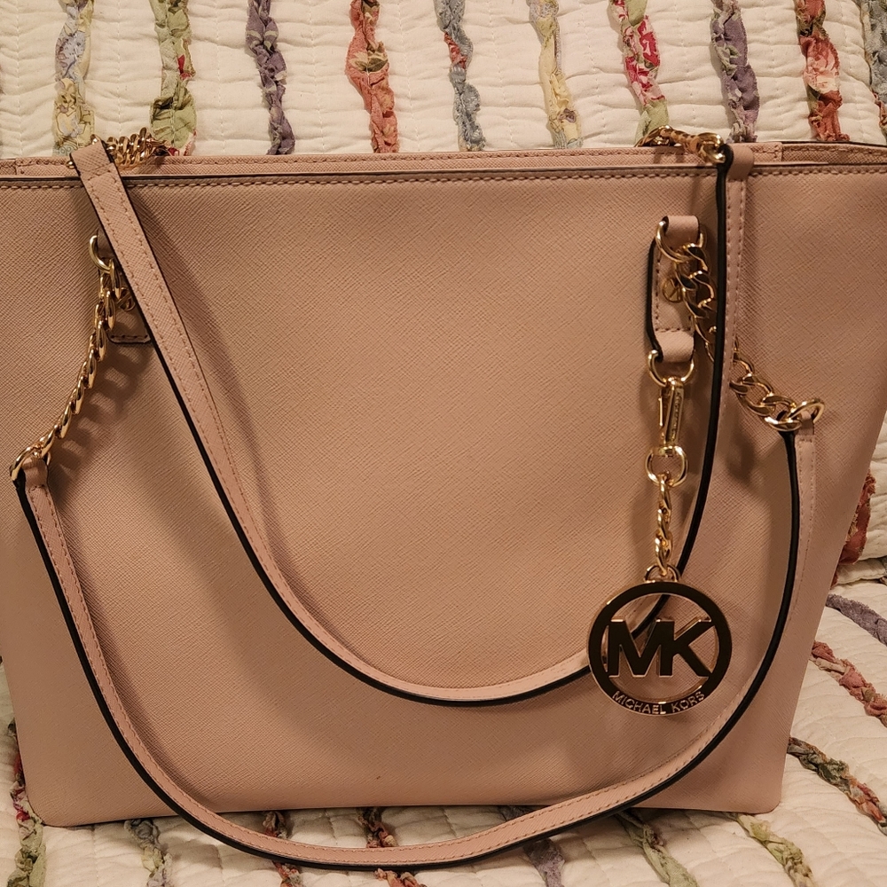 Michael Kors purse